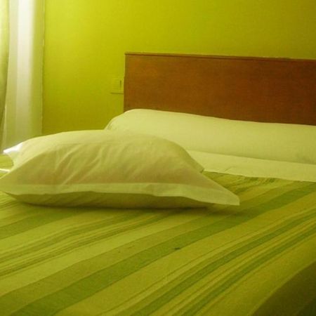Rex Hotel Maubeuge Værelse billede